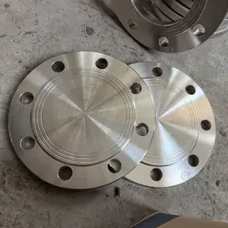 Hastelloy X Spectacle Blind Flange