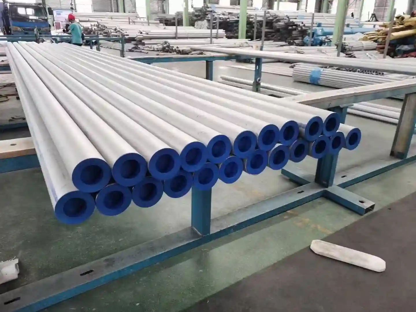 Duplex Steel 2205 Seamless Tube Supplier